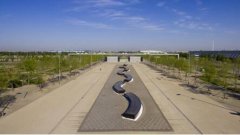 Ħ��һ��Young����������֮�������걦�������ι�֮��Բ������