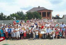 �ҹ�8������������21034��ͬ���½�38%