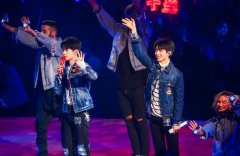 ������������ǧ������͸¶�ɳ�������Դ��ѧҵȱϯ