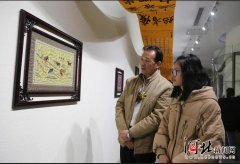 �ӱ���ýѧԺ�ٰ조ִ�ŵ�������ʦ����Ʒչ