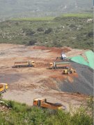 晋煤集团成庄矿被指违法排放煤矸石破坏耕地和林地